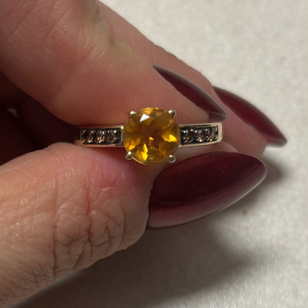 14K gold EFFY Ring 
Citrine with chocolate diamonds on the sides